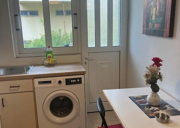 Cozy In דירה Kiáton